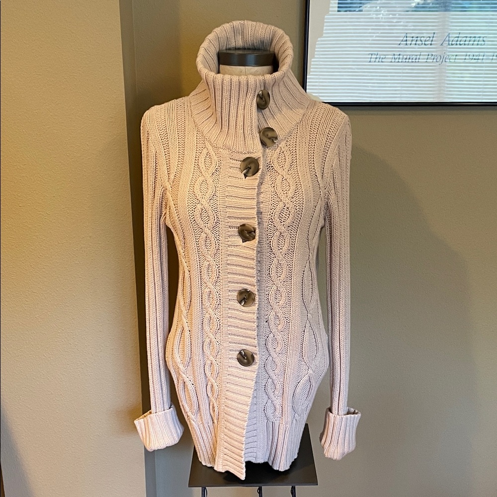 Women's Cream Cable Knit Chunky Sweater